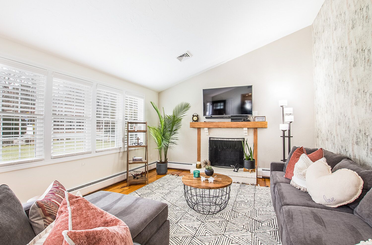 Pristine Home with Ample Outdoor Entertaining Space