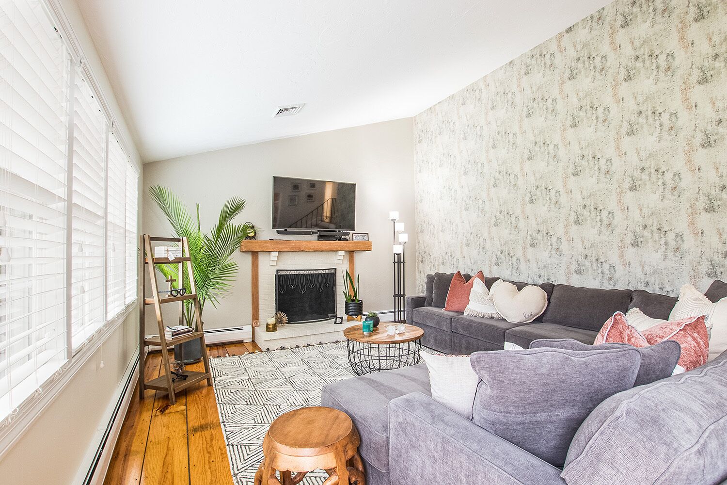 Pristine Home with Ample Outdoor Entertaining Space