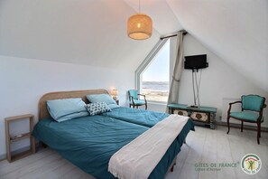 3 bedrooms, iron/ironing board, free WiFi