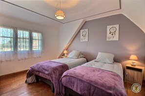 3 soverom, strykejern/-brett, wi-fi (inkludert) og sengetøy