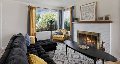 The Fika House- Mid Century Boho-Perfect Location!