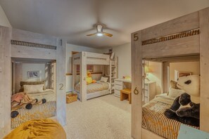 4 chambres, Wi-Fi gratuit, draps fournis