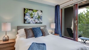 1 soverom, skrivebord, strykejern/-brett og wi-fi (inkludert)