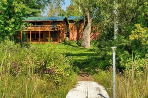 Property grounds - Lake Cabin w/ King Bed & Fire Pit near Dells (Oxford)