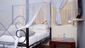 Apartment, 1 Katil Ratu (Queen)