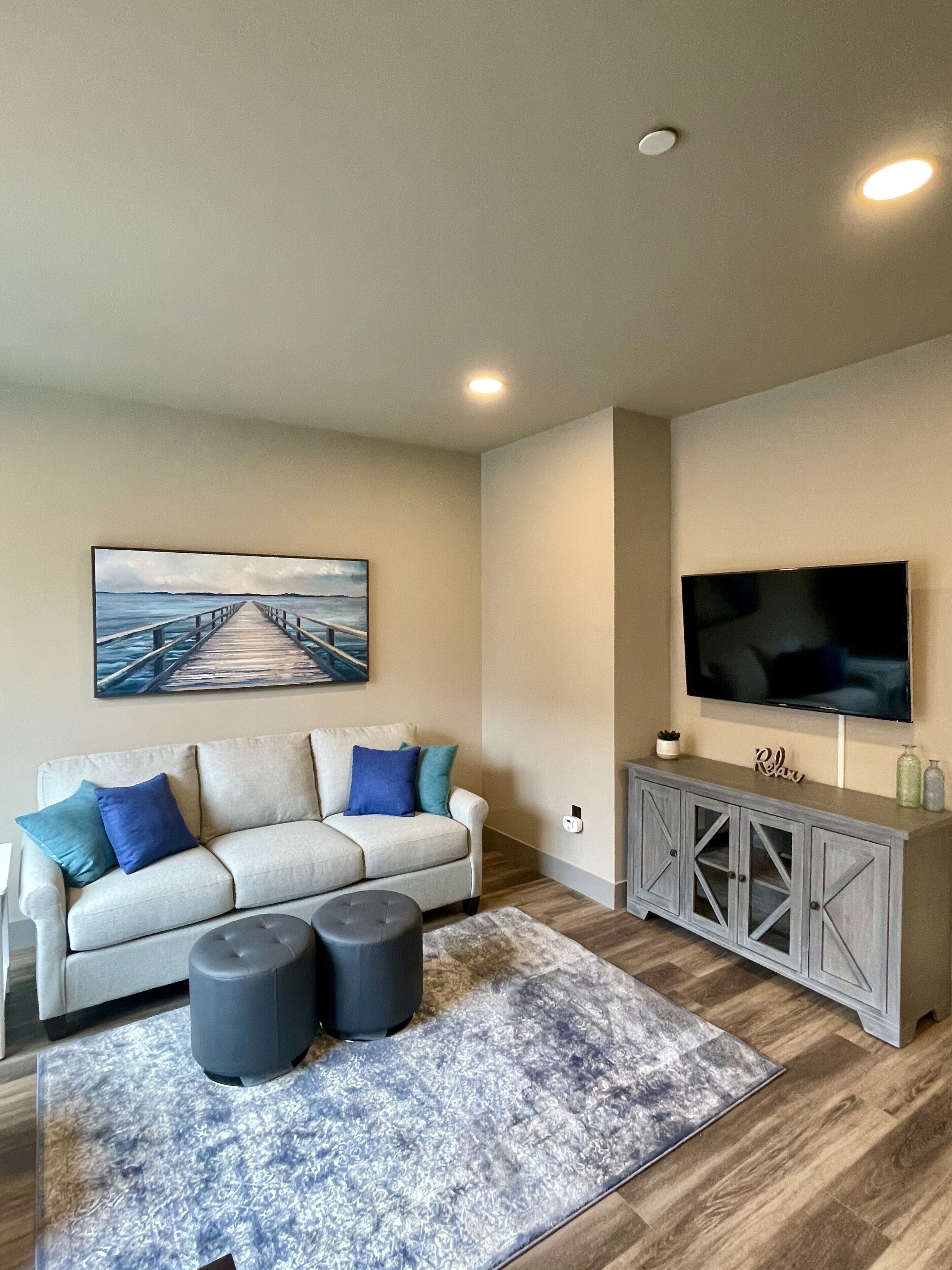 Modern State- Brand New Downtown TC Condo