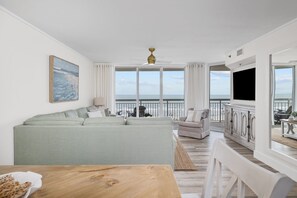 智能電視、書籍