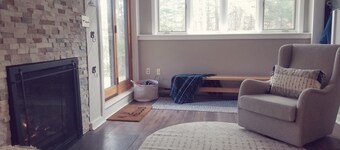 Getaway in the Mountains! Great for hiking, skiing, weddings!