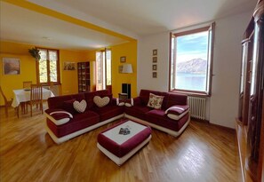 TV - Gera Villa Apartment Argegno (Argegno)