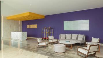 Sala de estar en el lobby