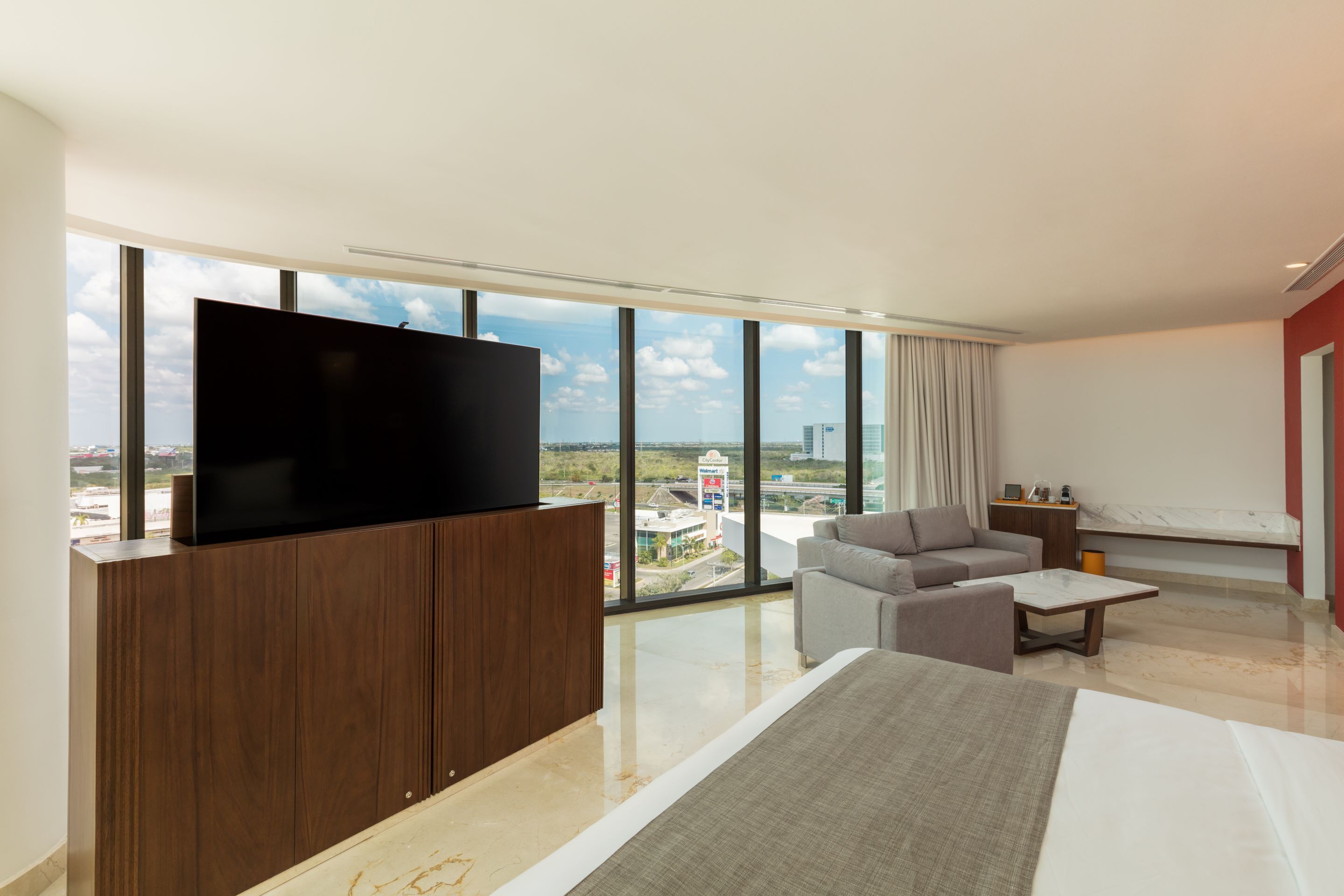 master suite vista a la ciudad | 1 bedroom, premium bedding, down duvets, tempur-pedic beds