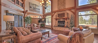 Grand Angel Fire Retreat w/ Hot Tub & Fire Pit!