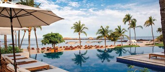 Oceanview luxury villa at Porta Fortuna, Punta Mita - golf cart, pool & jacuzzi