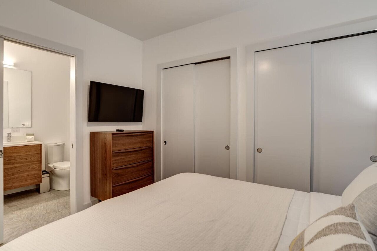 1 makuuhuone, silitysrauta/-lauta, ilmainen Wi-Fi, vuodevaatteet