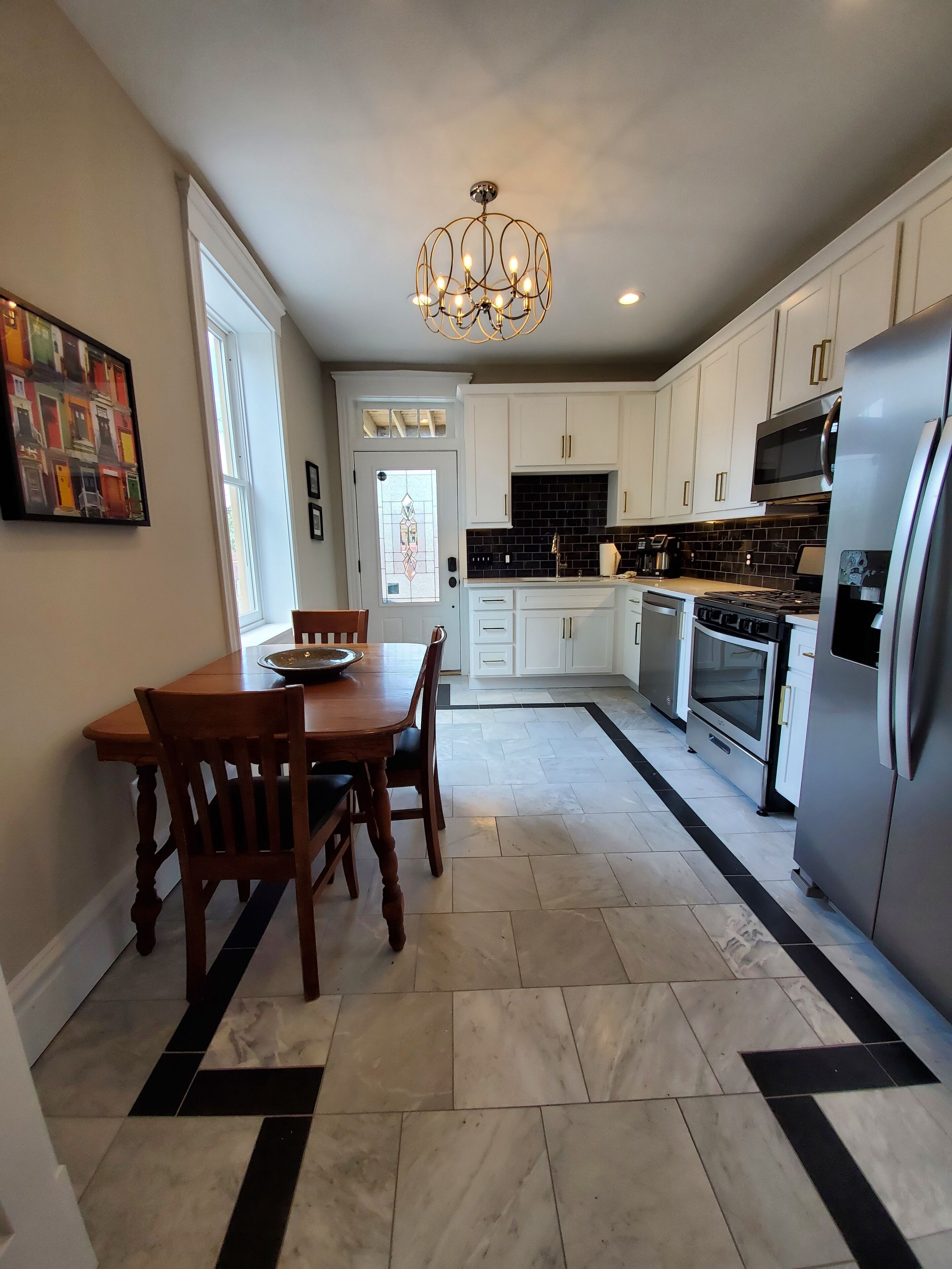 NEW!! Luxurious Soulard Townhome w/ Brewery Views!