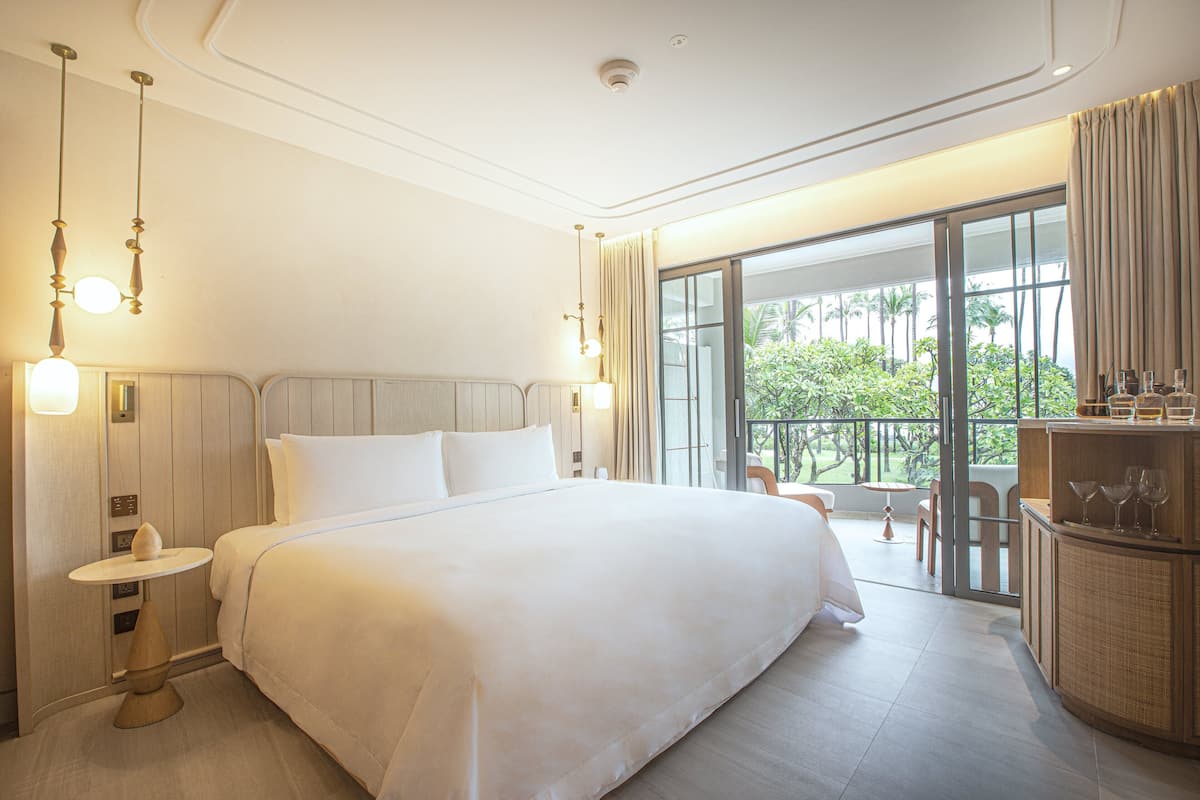 Deluxe Twin Room (Garden Hollywood Twin) | 1 bedroom, premium bedding, free minibar, in-room safe