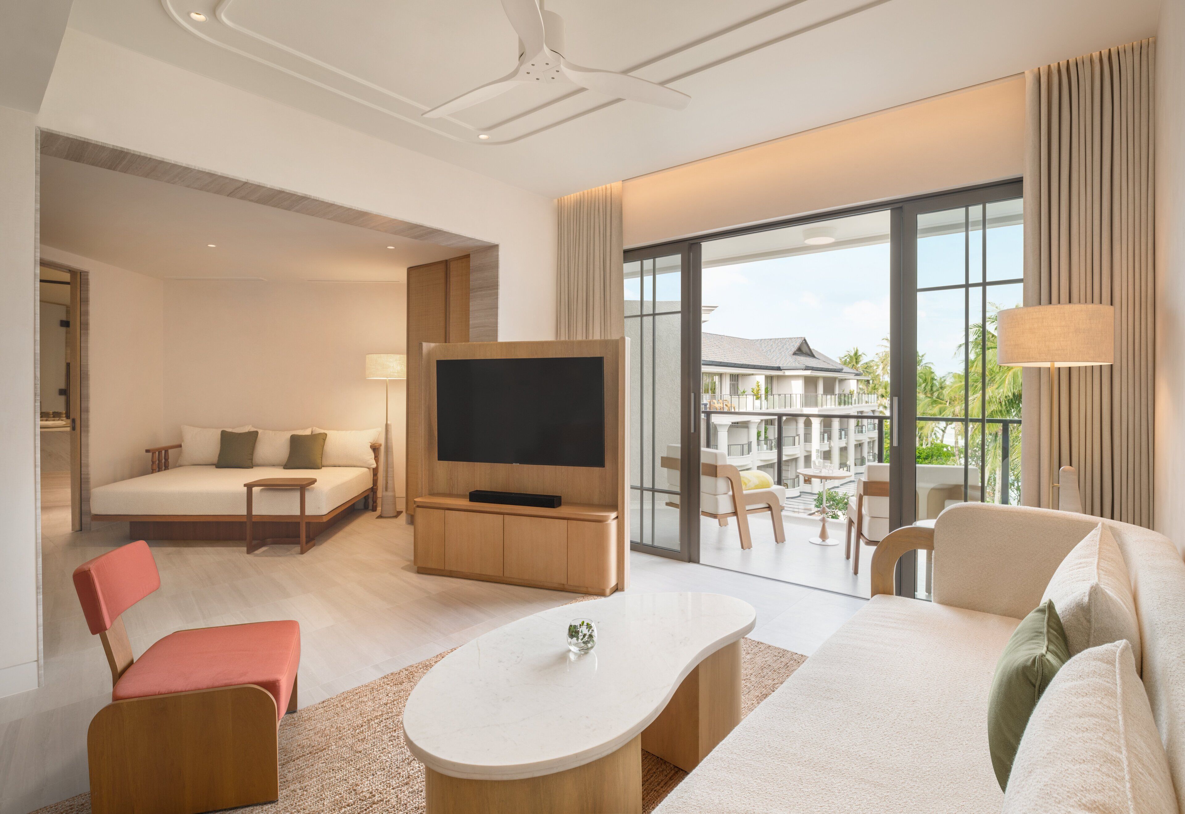 luxury suite (ocean) | 1 bedroom, premium bedding, free minibar, in-room safe