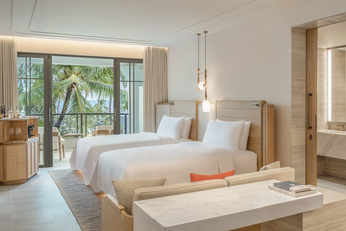 1 bedroom, premium bedding, free minibar, in-room safe