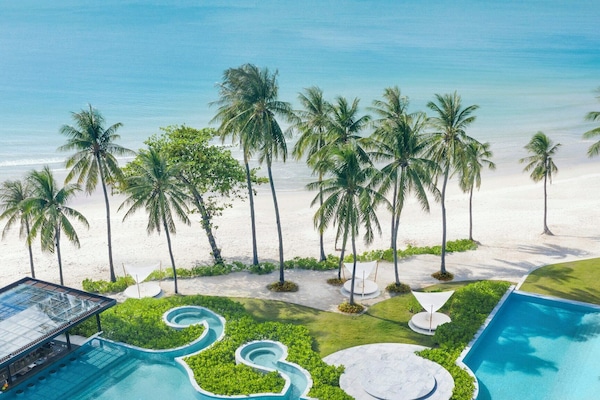 2 Außenpools, geöffnet von 07:00 Uhr bis 19:00 Uhr, Cabañas (kostenlos)