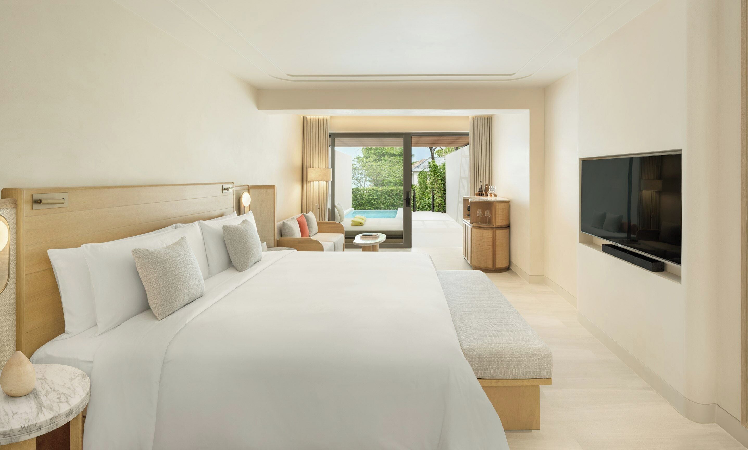 Reserve Pool Suite | Roupas de cama premium, frigobar (abastecido com itens grátis)