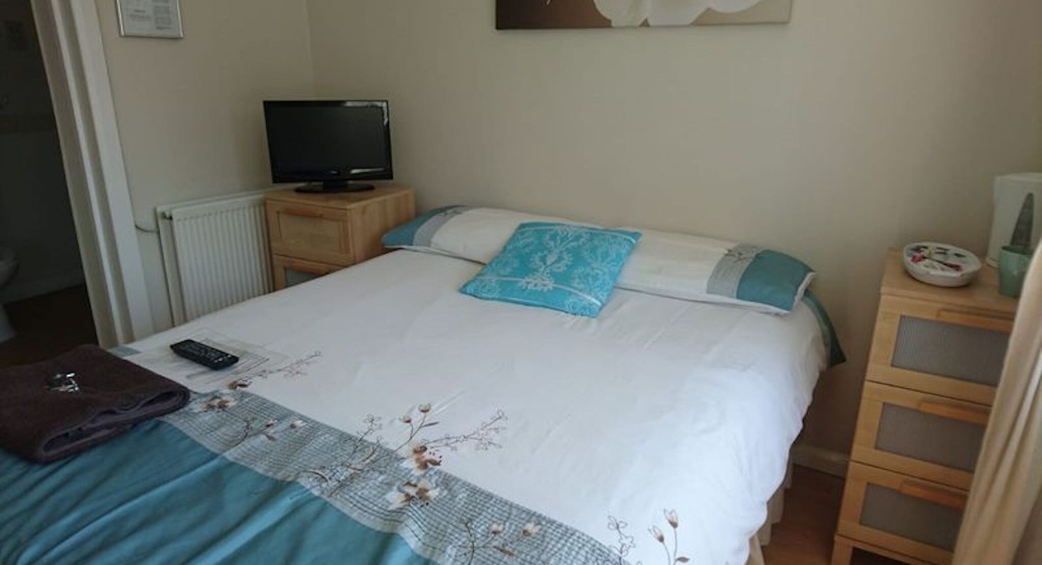 1 bedroom, iron/ironing board, WiFi, bed sheets