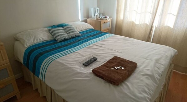1 bedroom, iron/ironing board, WiFi, bed sheets