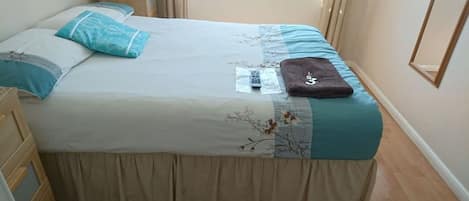 1 bedroom, iron/ironing board, WiFi, bed sheets