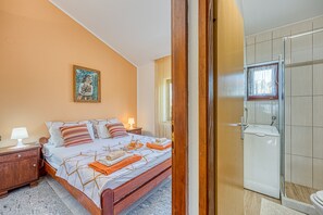 1 soverom, wi-fi (inkludert) og sengetøy