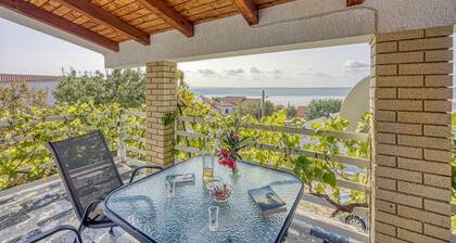 Sea View Apt Cherry /w Balcony near Zadar, Jasenice, Croatia