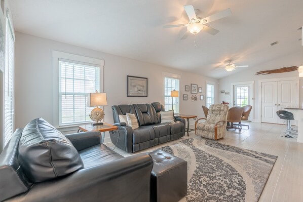 Smart TV, DVD player