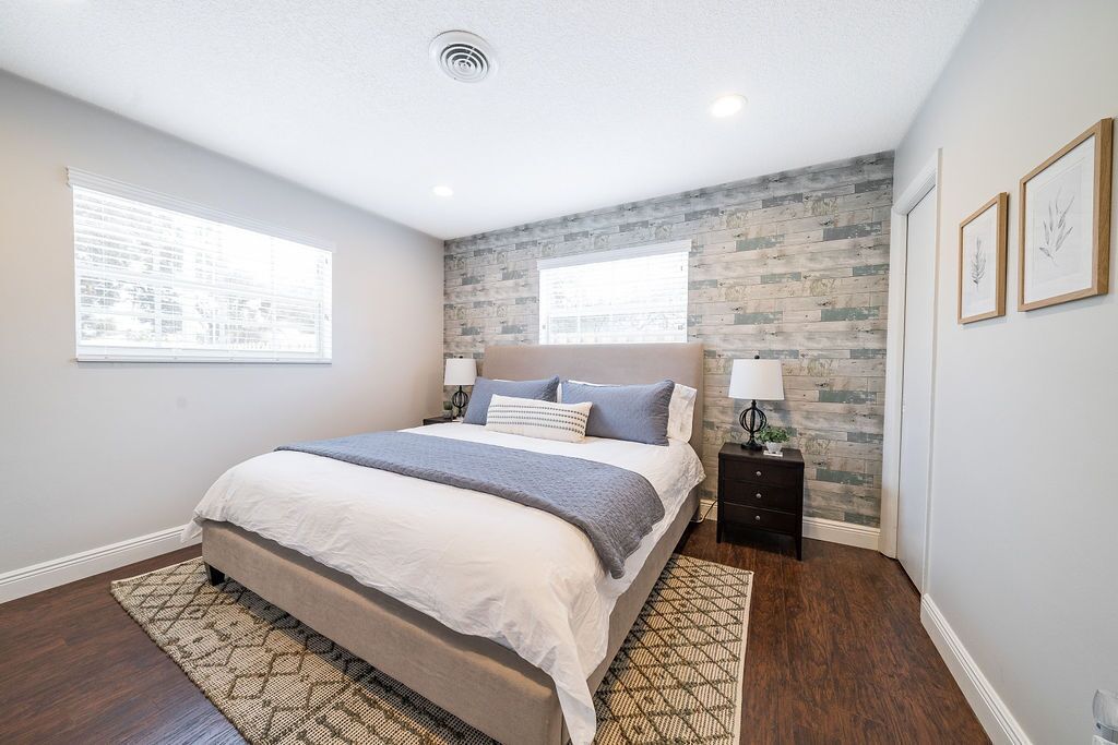 Private Oasis🌴 Heated Pool•Near Beach•Pet Friendly