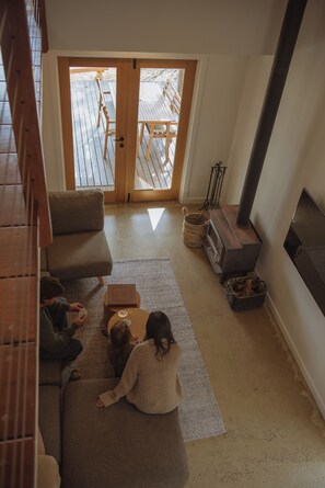 Smart TV, chimenea, Netflix, servicios de streaming