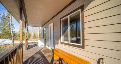 Cozy retreat near Kenai Rvr-2Q&1F bed-w/loft #2