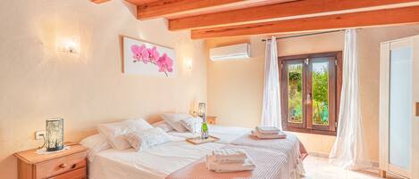 1 makuuhuone, silitysrauta/-lauta, ilmainen Wi-Fi, vuodevaatteet