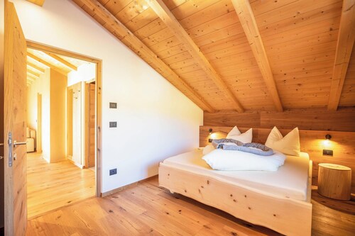 Appartement "Ulme" avec vue sur les montagnes, jardin, balcon et Wi-Fi