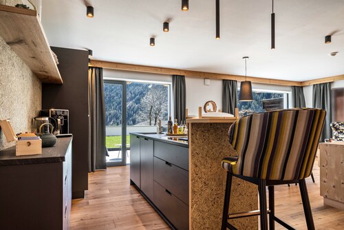 Apartment "Mulin Hilda" next to the Skiing Area with Mountain View, Sauna & Garden