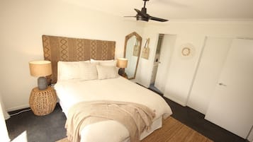 Apartment | 3 bedrooms, individually decorated, individually furnished