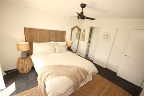Apartment | 3 bedrooms, individually decorated, individually furnished