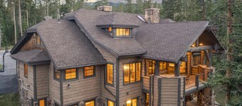 Expansive elegance at base of Peak 8, 6 en-suites, 9 fireplaces, game tables, hot tub!