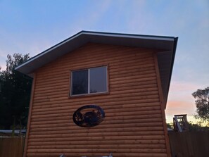 Exterior - 1 bdrm, duplex, pup friendly, fenced in yard, a perfect getaway! (Pukwana)