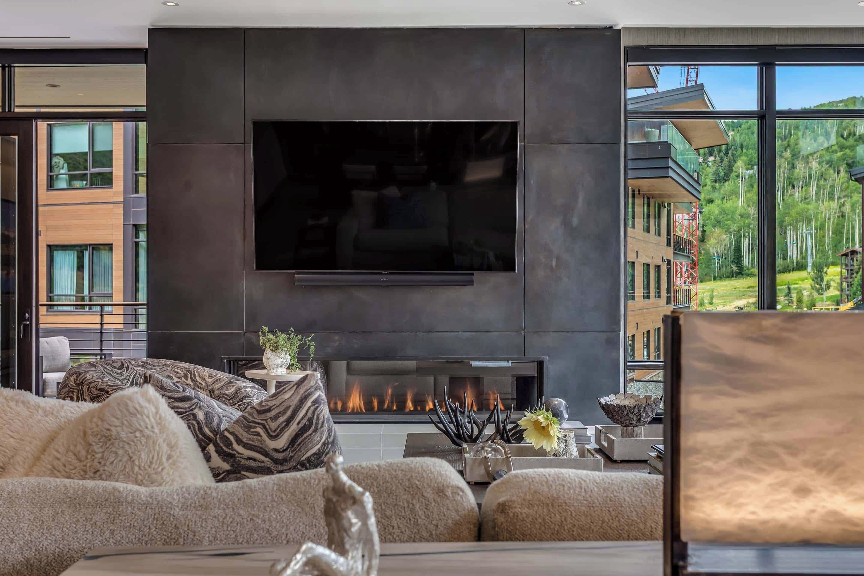 TV, fireplace