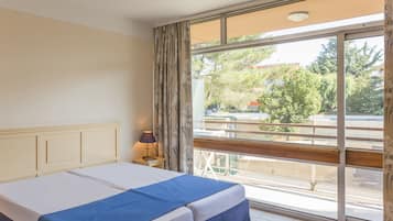 Appartement 6 people - 1 bedroom + 1 sleeping area Standard | 1 bedroom, cots/infant beds, free WiFi, bed sheets