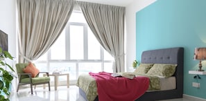 1 habitación, tabla de planchar con plancha, wifi gratis y ropa de cama