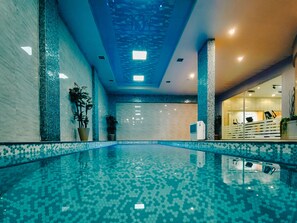 Couples treatment room(s), sauna, body treatments, hydrotherapy