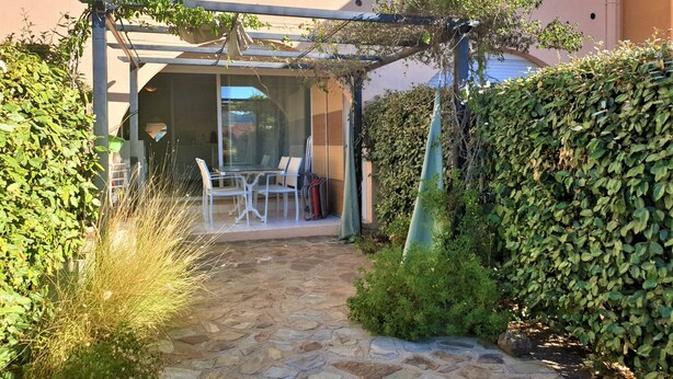 Unclassified image, 1 of 20, button - T2 Apartment with parking and garden 300 m from the beach (Banyuls-sur-Mer)