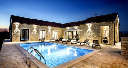 Villa Mala ZadarVillas