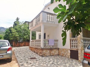 Exterior - Apartment for 2-3 persons 80 m from the beach (Seline)