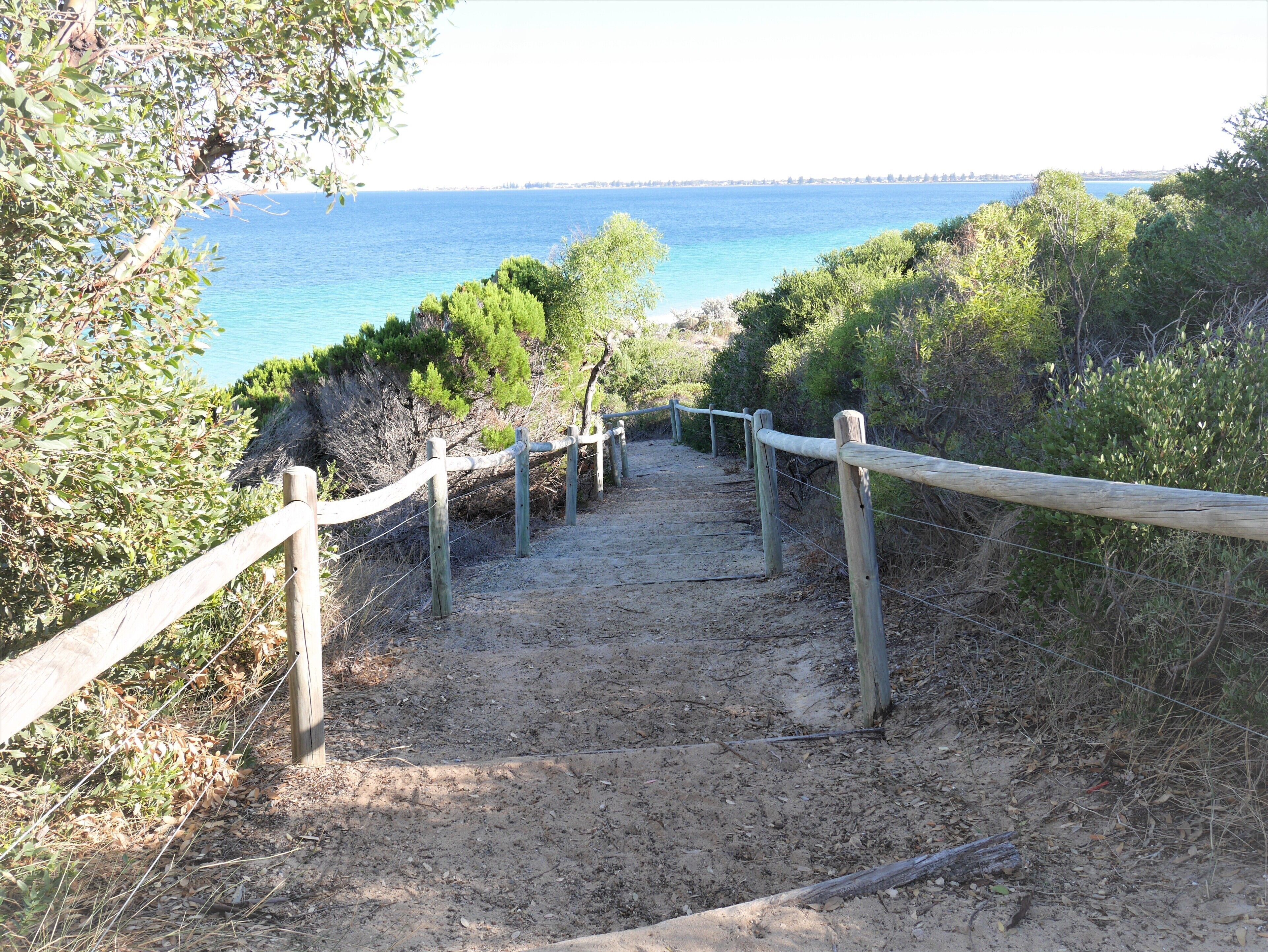 A renovated self-contained guest suite close to the beach — image 3