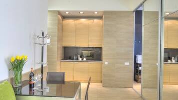 Luxury Studio (Studio with Spa Mikhailovskiy Lane 9B) | Private kitchen