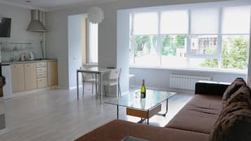 One-Bedroom Apartment - 11 Baseina Street | Desk, soundproofing, iron/ironing board, free WiFi